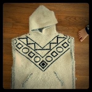 Super soft and warm poncho 2t